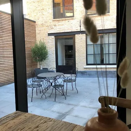 Les Berguoises Superbe Au Coeur De Bergues